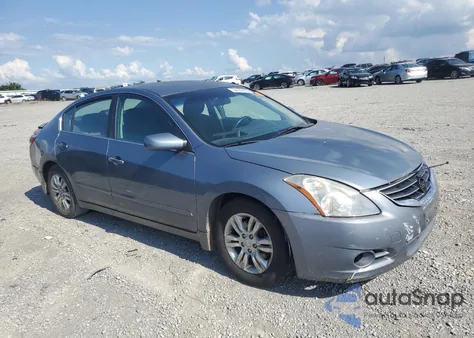 2010 Nissan Altima Base z USA, uszkodzony, nr VIN 1N4AL2AP3AN493590